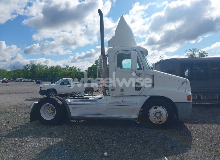 Photo 15 of 2002 Freightliner Conventional ST112 (VIN 1FUBA8A8X2PJ90448)