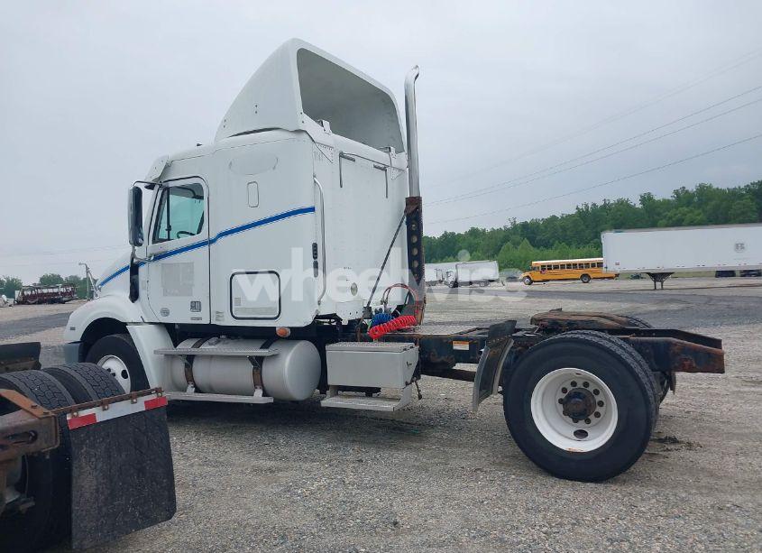 Photo 14 of 2010 Freightliner Columbia 112 (VIN 1FUBF0CV8ADAP1371)