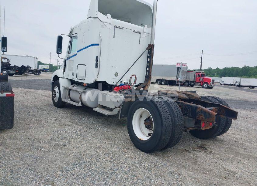 Photo 3 of 2010 Freightliner Columbia 112 (VIN 1FUBF0CV8ADAP1371)