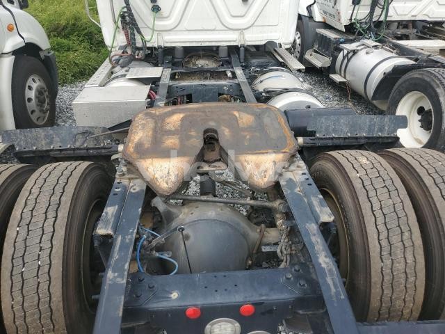 Photo 6 of 2025 FREIGHTLINER CASCADIA 116 SEMI TRUCK (VIN 1FUBHSDV4SLVY6991)