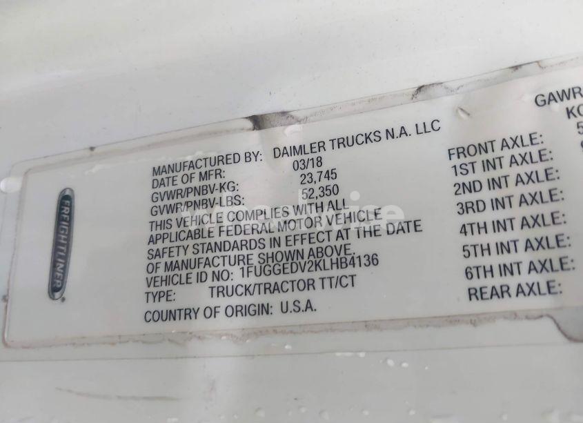 Photo 8 of 2019 Freightliner Cascadia 125 (VIN 1FUGGEDV2KLHB4136)