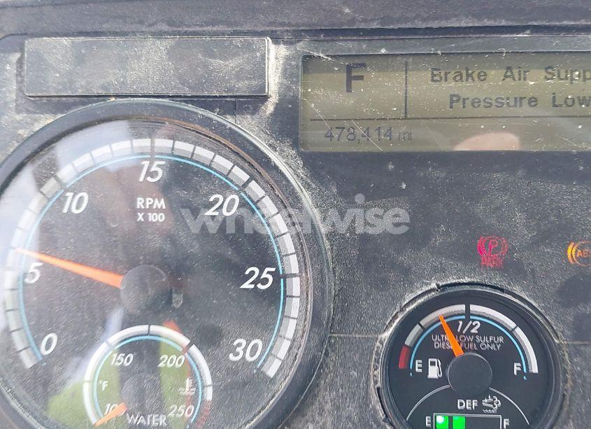 Photo 5 of 2019 Freightliner Cascadia 125 (VIN 1FUGGEDVXKLKH2042)