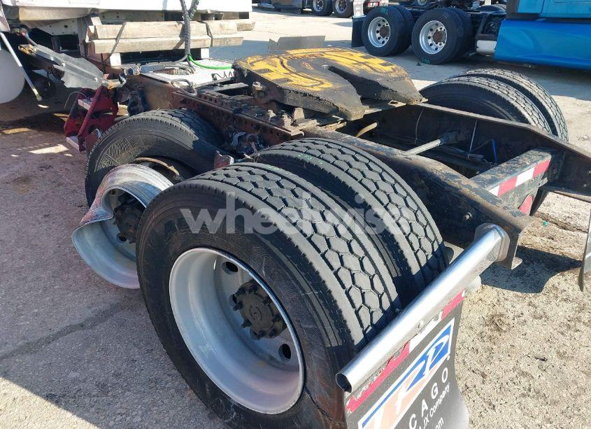 Photo 12 of 2003 Freightliner Columbia COLUMBIA (VIN 1FUJA6CG33LK76083)