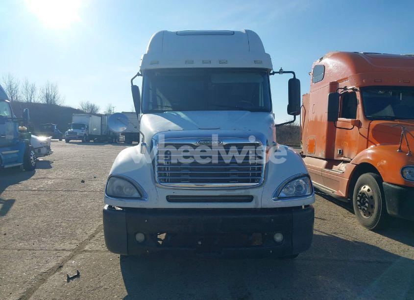 Photo 14 of 2003 Freightliner Columbia COLUMBIA (VIN 1FUJA6CG33LK76083)