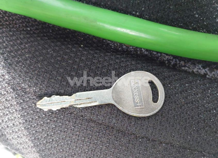 Photo 10 of 2003 Freightliner Columbia COLUMBIA (VIN 1FUJA6CG43LK30861)