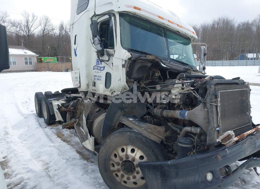 Photo 11 of 2003 Freightliner Columbia COLUMBIA (VIN 1FUJA6CG43LK30861)