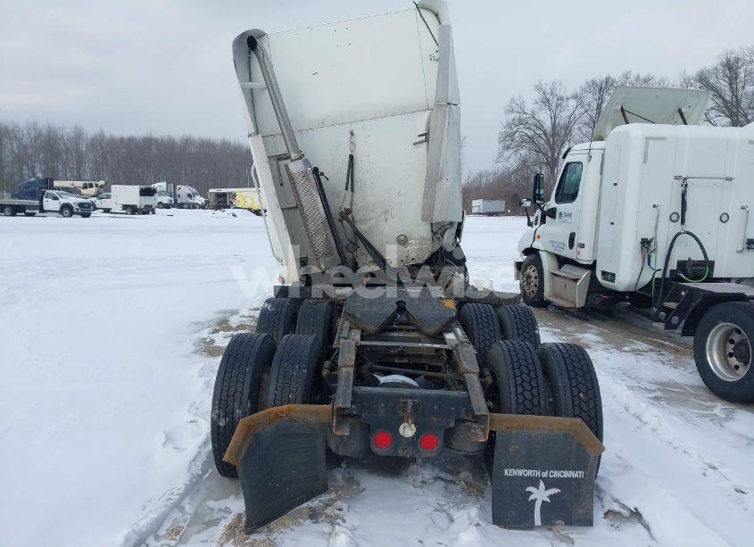Photo 15 of 2003 Freightliner Columbia COLUMBIA (VIN 1FUJA6CG43LK30861)