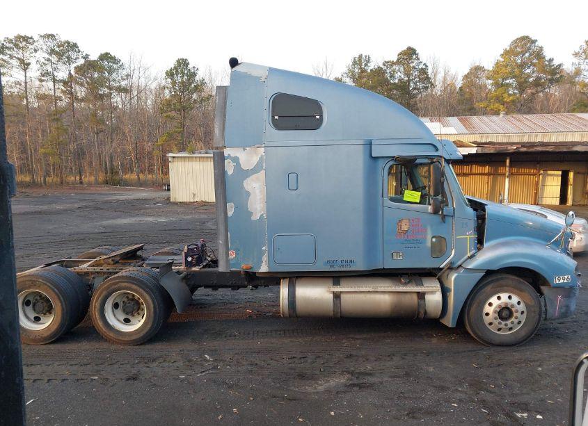 Photo 15 of 2003 Freightliner Columbia COLUMBIA (VIN 1FUJA6CG73LL10848)