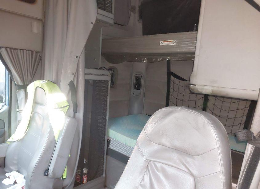 Photo 7 of 2003 Freightliner Columbia COLUMBIA (VIN 1FUJA6CG73LL10848)