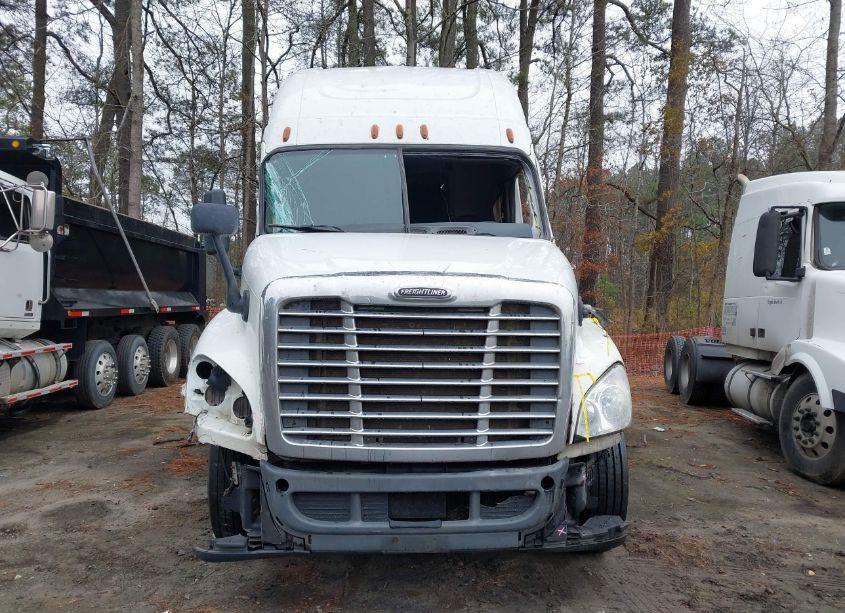 Photo 11 of 2012 Freightliner Cascadia 125 (VIN 1FUJGLBG4CSBS9858)