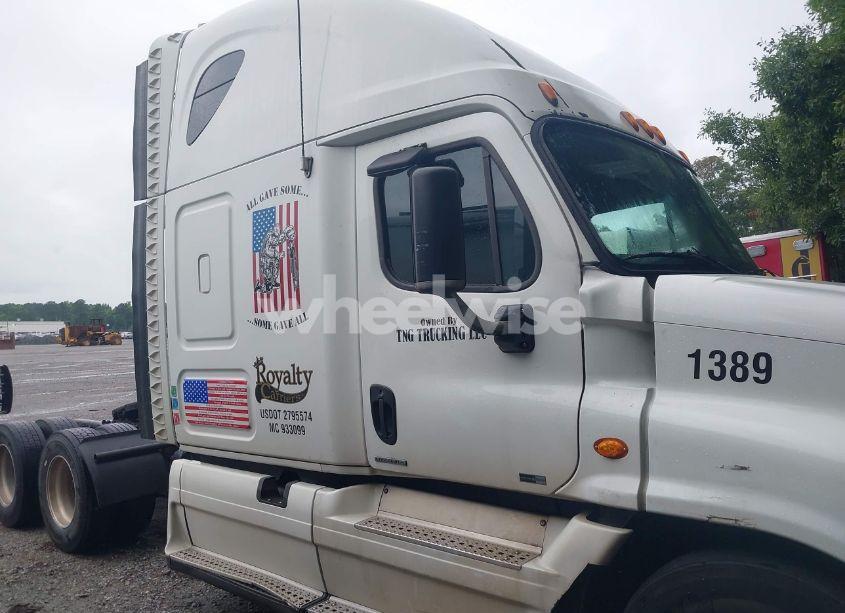 Photo 14 of 2012 Freightliner Cascadia 125 (VIN 1FUJGLDR1CSBK1389)