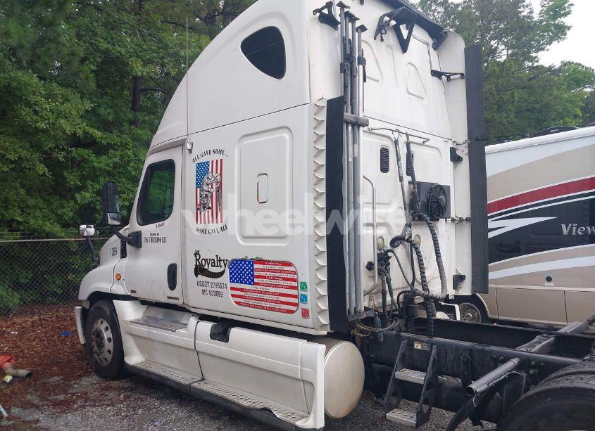 Photo 15 of 2012 Freightliner Cascadia 125 (VIN 1FUJGLDR1CSBK1389)