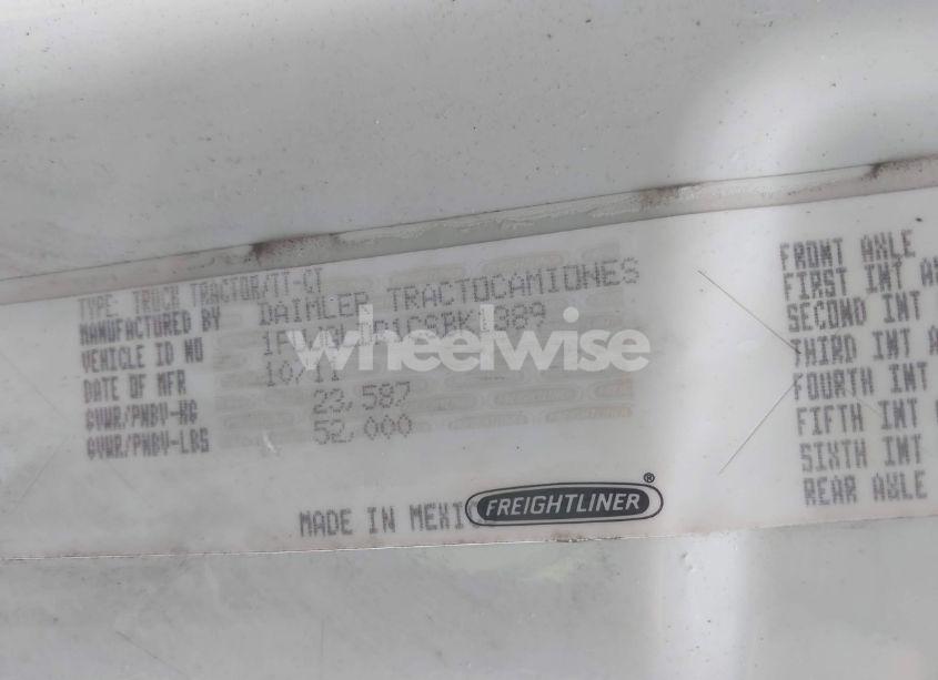Photo 8 of 2012 Freightliner Cascadia 125 (VIN 1FUJGLDR1CSBK1389)