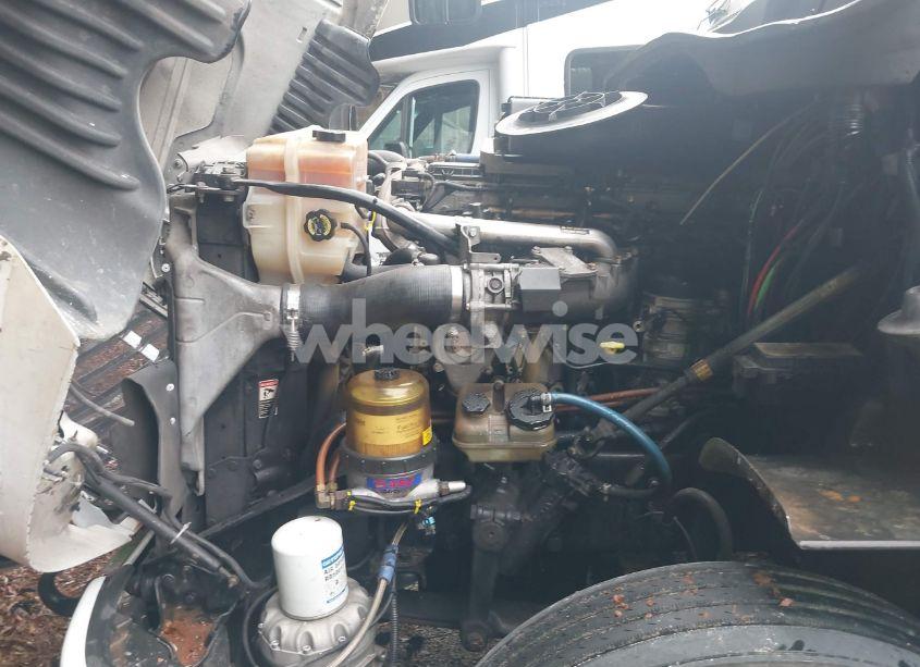 Photo 9 of 2012 Freightliner Cascadia 125 (VIN 1FUJGLDR1CSBK1389)