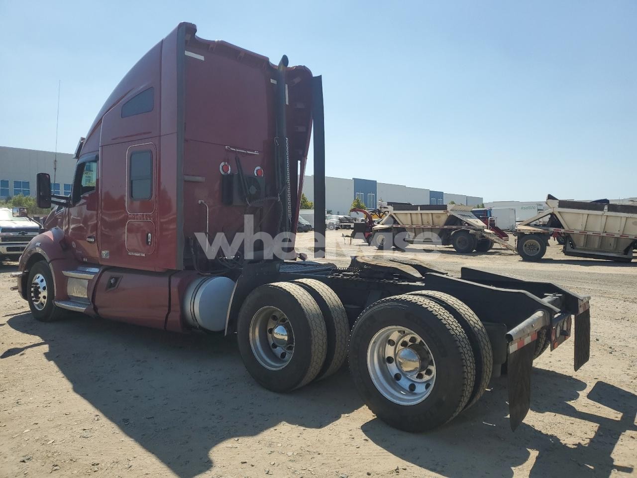 Photo 3 of 2017 KENWORTH T680 SEMI TRUCK (VIN 1FUJGLDR5JLJJ7284)