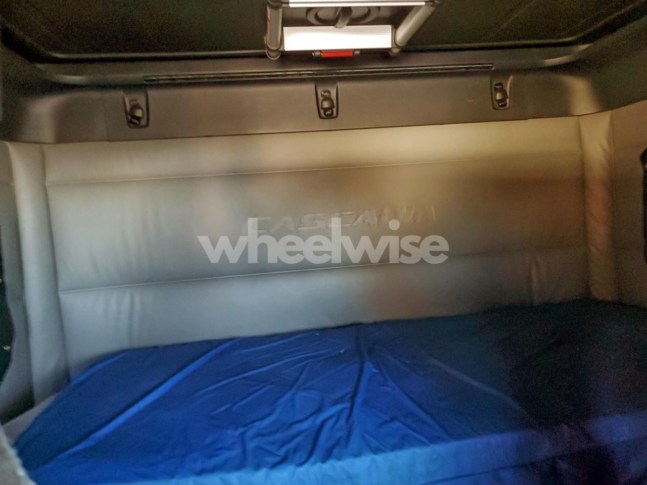 Photo 6 of 2022 FREIGHTLINER CASCADIA 126 SEMI TRUCK (VIN 1FUJHHDR9NLNA3394)