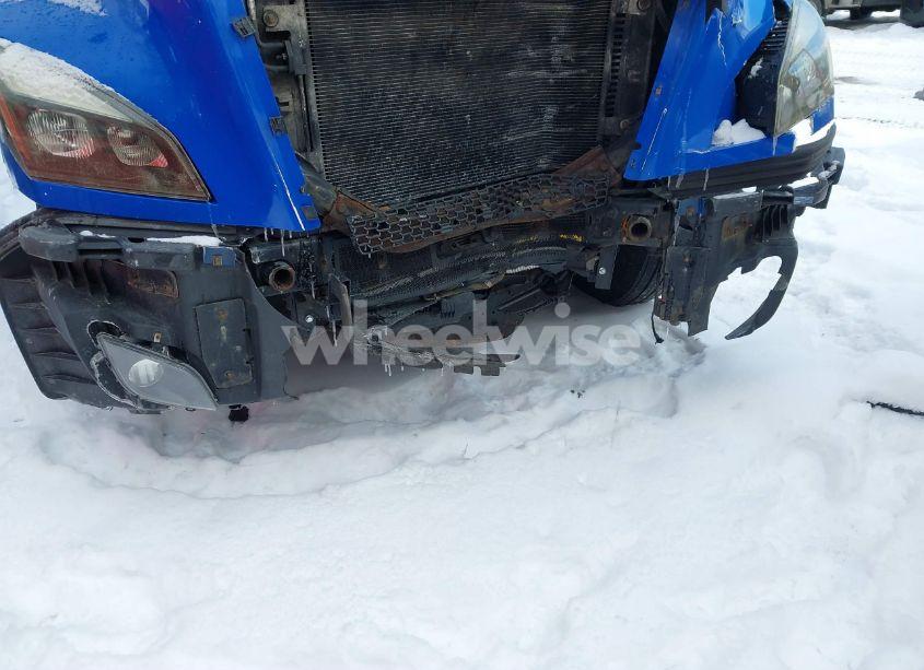 Photo 11 of 2019 Freightliner New CASCADIA 126 (VIN 1FUJHHDRXKLKL0496)