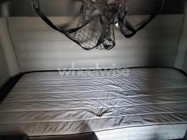 Photo 4 of 2020 FREIGHTLINER CASCADIA 1 SEMI TRUCK N/A (VIN 1FUJHHDRXLLLU9134)