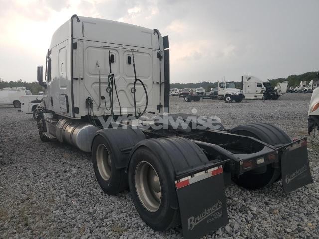 Photo 4 of 2021 FREIGHTLINER CASCADIA 126 SEMI TRUCK (VIN 1FUJHHDV7MLMC8657)