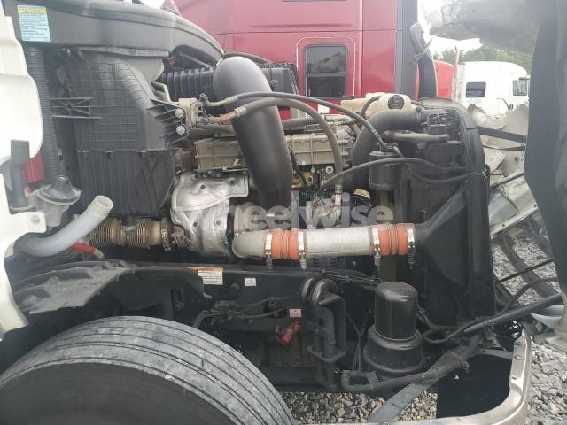 Photo 6 of 2021 FREIGHTLINER CASCADIA 126 SEMI TRUCK (VIN 1FUJHHDV7MLMC8657)