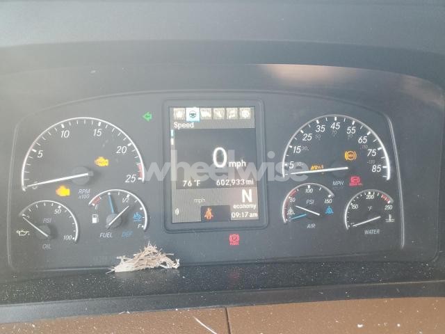 Photo 8 of 2021 FREIGHTLINER CASCADIA 126 SEMI TRUCK (VIN 1FUJHHDV7MLMC8657)