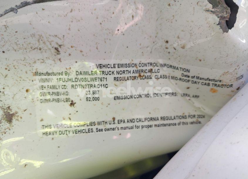 Photo 8 of 2025 Freightliner Cascadia 126 (VIN 1FUJHLDV0SLWE7671)