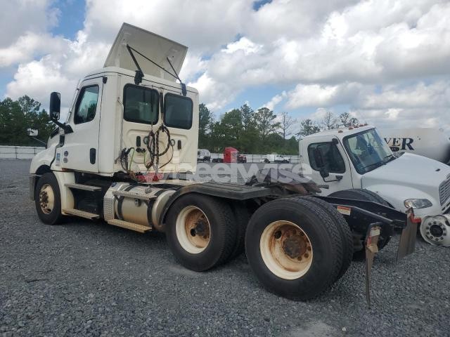Photo 3 of 2026 FREIGHTLINER CASCADIA 126 SEMI TRUCK (VIN 1FUJHLDV7TLWH5503)
