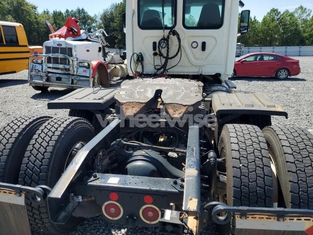 Photo 5 of 2026 FREIGHTLINER CASCADIA 126 SEMI TRUCK (VIN 1FUJHLDV7TLWH5503)