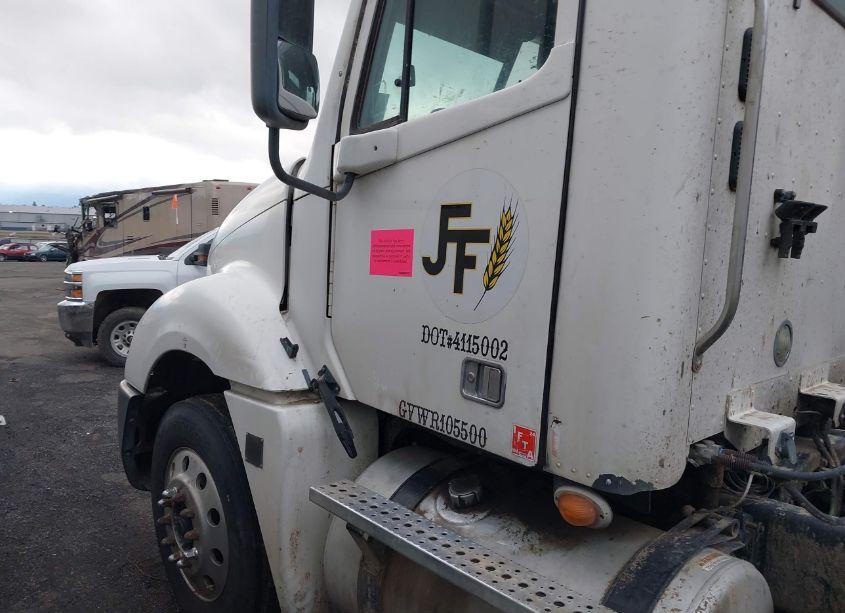 Photo 17 of 2007 Freightliner Columbia COLUMBIA (VIN 1FUNA6CK27PY67882)