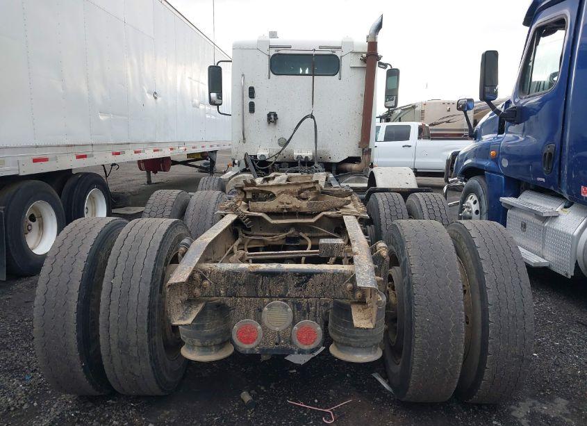 Photo 18 of 2007 Freightliner Columbia COLUMBIA (VIN 1FUNA6CK27PY67882)