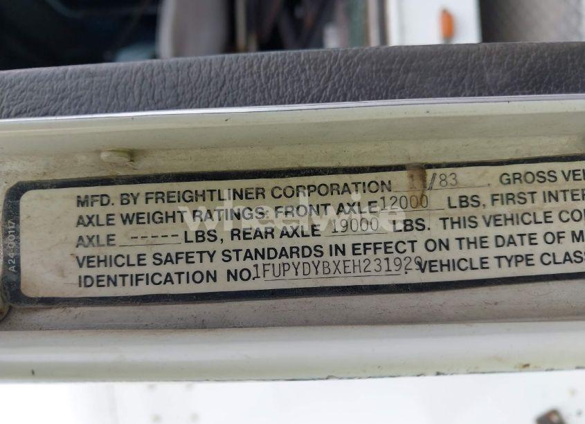 Photo 8 of 1984 Freightliner Conventional FLC (VIN 1FUPYDYBXEH231929)