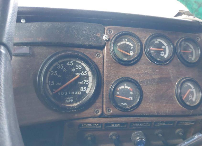 Photo 6 of 1995 Freightliner Conventional FLD120 (VIN 1FUYDDYB7SP640777)