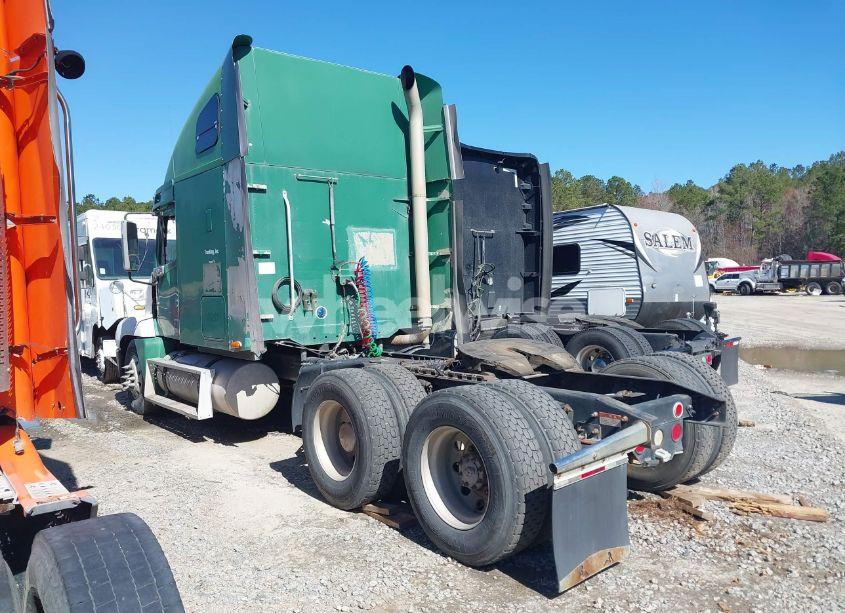 Photo 3 of 2000 Freightliner Century CLASSIC FLC120 (VIN 1FUYSSYB5YLG38314)
