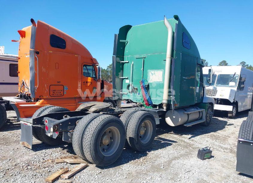Photo 4 of 2000 Freightliner Century CLASSIC FLC120 (VIN 1FUYSSYB5YLG38314)