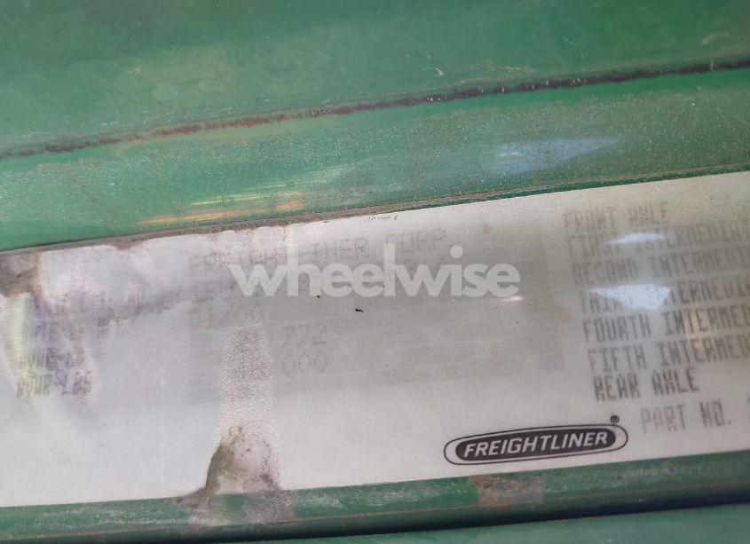 Photo 8 of 2000 Freightliner Century CLASSIC FLC120 (VIN 1FUYSSYB5YLG38314)