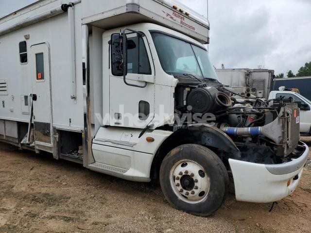 Photo 5 of 2005 FREIGHTLINER CONVENTIONAL COLUMBIA N/A (VIN 1FVAA6CV35LN94251)