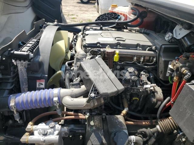 Photo 8 of 2025 FREIGHTLINER M2 106 MEDIUM DUTY N/A (VIN 1FVACWD24SHVV6275)