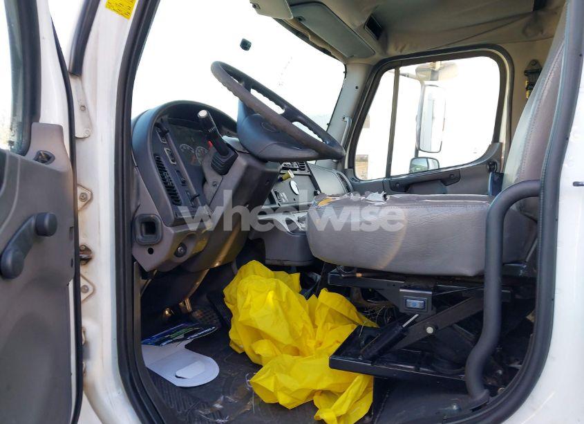 Photo 7 of 2006 Freightliner M2 106 MEDIUM DUTY (VIN 1FVACWDC46HW23719)