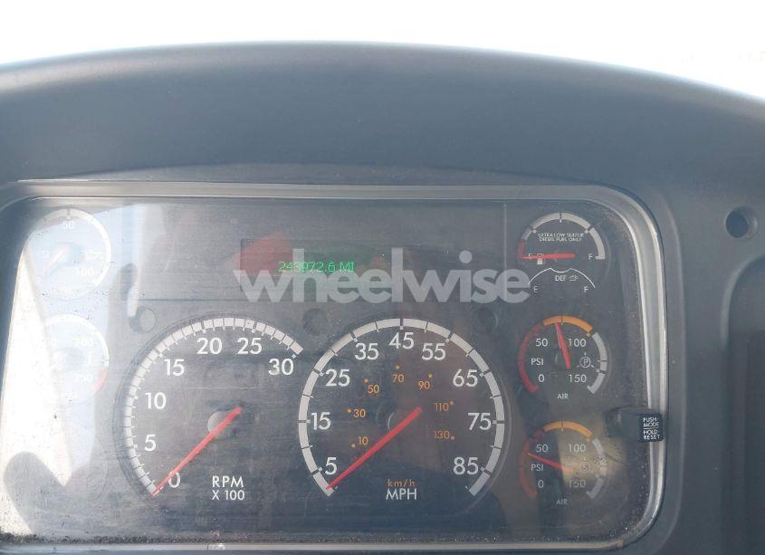 Photo 5 of 2016 Freightliner M2 106 MEDIUM DUTY (VIN 1FVACWDT7GHHB6024)