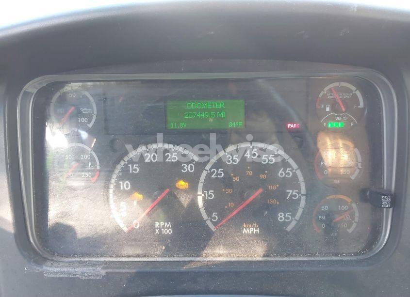 Photo 5 of 2017 Freightliner M2 106 (VIN 1FVACWDT8HHJB2156)