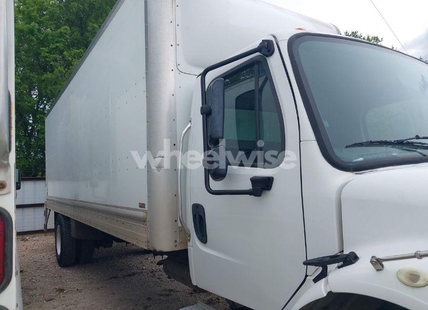 Photo 13 of 2016 Freightliner M2 106 MEDIUM DUTY (VIN 1FVACWDTXGHHB6048)