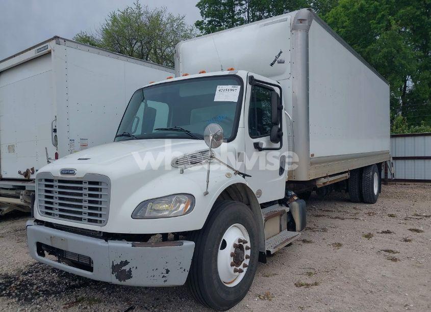 Photo 2 of 2016 Freightliner M2 106 MEDIUM DUTY (VIN 1FVACWDTXGHHB6048)