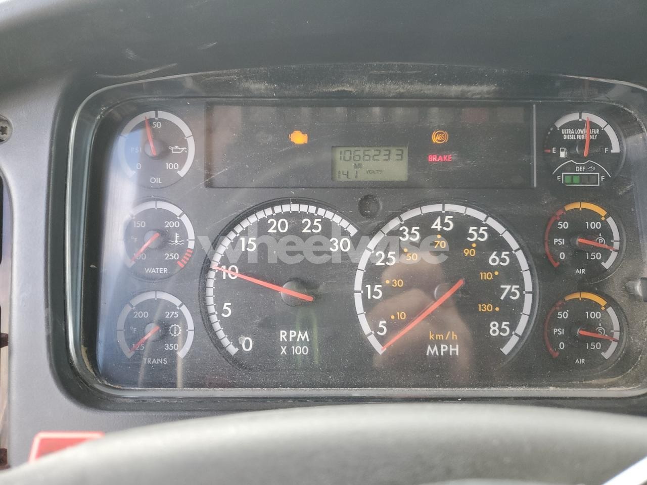 Photo 9 of 2015 FREIGHTLINER BUSINESS CLASS M2 BOX TRUCK (VIN 1FVACWDU4FHGL5705)