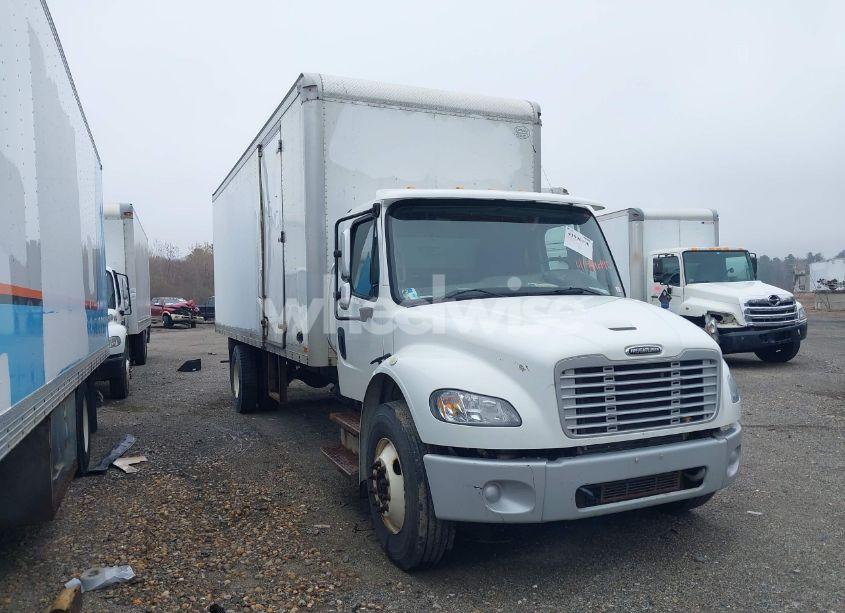 2016 Freightliner M2 106 MEDIUM DUTY (VIN 1FVACWDU7GHHJ2827) main photo