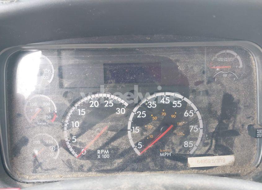 Photo 5 of 2016 Freightliner M2 106 MEDIUM DUTY (VIN 1FVACWDU7GHHJ2827)