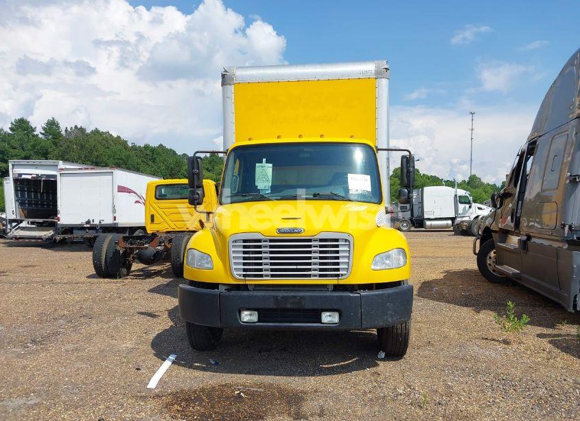 Photo 13 of 2018 Freightliner M2 106 (VIN 1FVACWFB1JHJH5545)