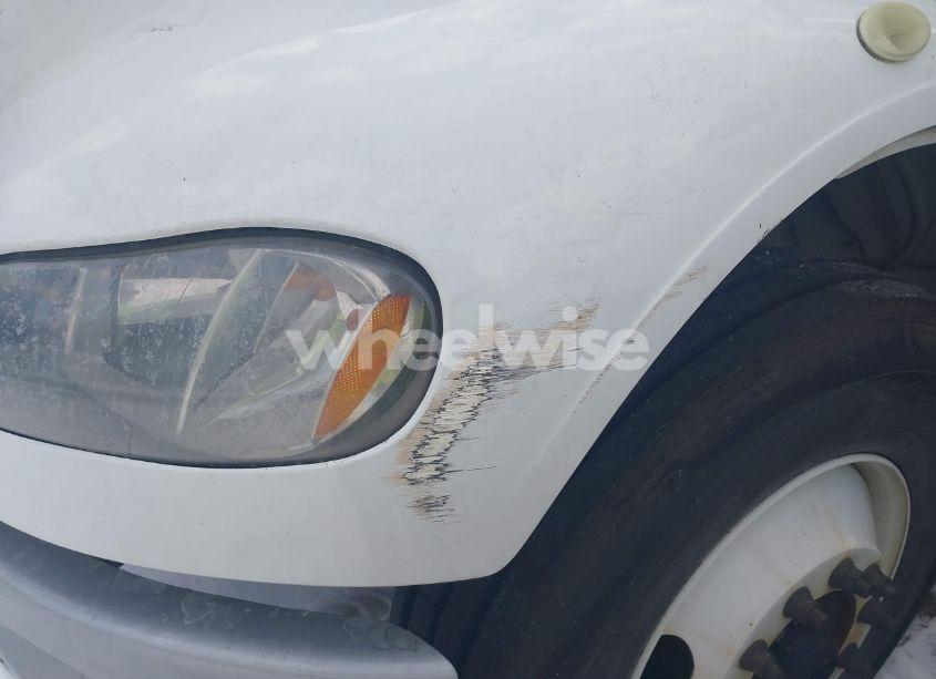 Photo 11 of 2018 Freightliner M2 106 (VIN 1FVACWFB2JHJP2318)