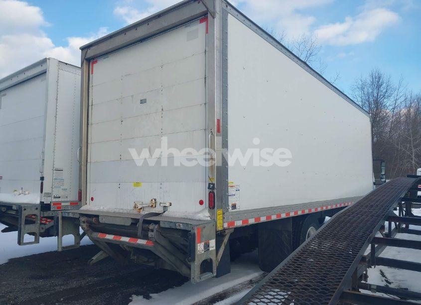 Photo 4 of 2018 Freightliner M2 106 (VIN 1FVACWFB2JHJP2318)