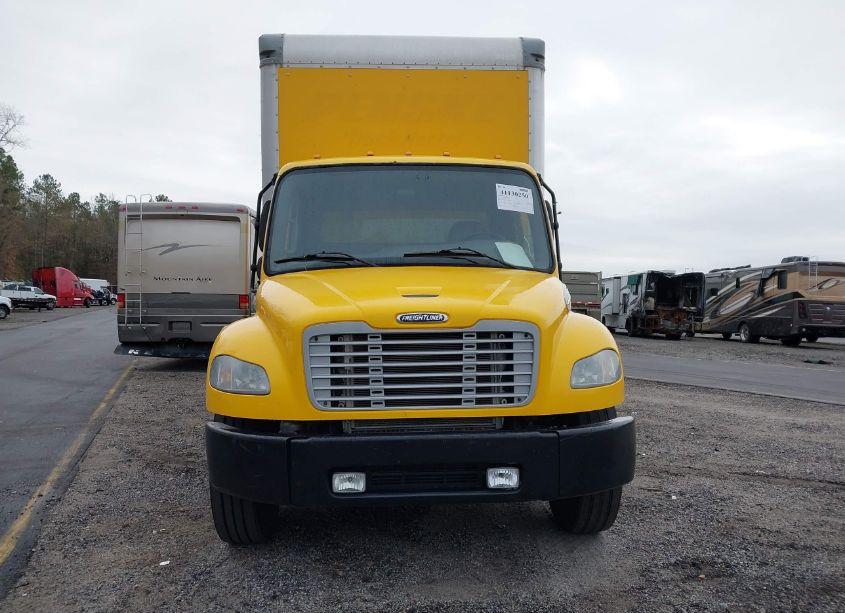 Photo 13 of 2018 Freightliner M2 106 (VIN 1FVACWFB5JHJH4768)