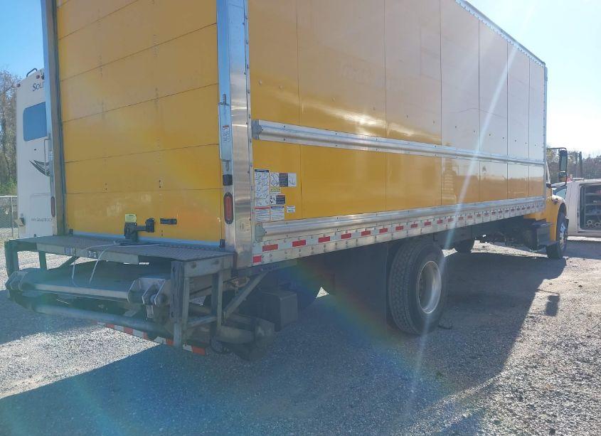 Photo 4 of 2018 Freightliner M2 106 (VIN 1FVACWFB7JHJH5565)